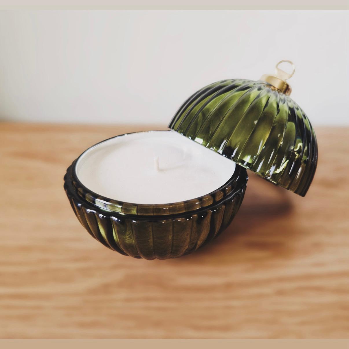 Pine, Balsam, Oakmoss - Evergreen Frost Bauble Candle 195g