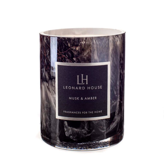 Musk and Amber Scented Candle