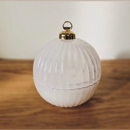 Snow Berries Bauble Candle – 195g