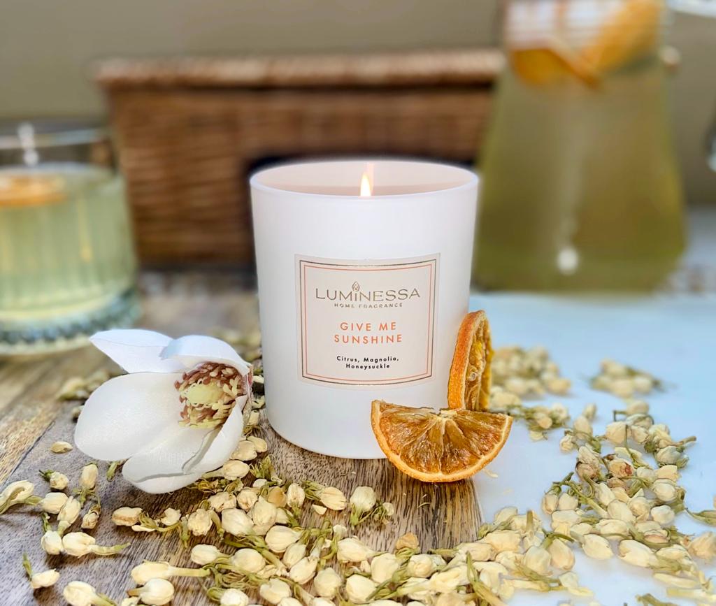 Citrus, Magnolia, Honeysuckle - Give Me Sunshine Candle 220g image 1